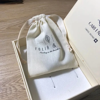 Оптовая продажа 100 шт. / лот, Высокое количество, экологичный пользовательский логотип, напечатанный на натуральном холсте, хлопковая сумка на шнурке для подарочной упаковки